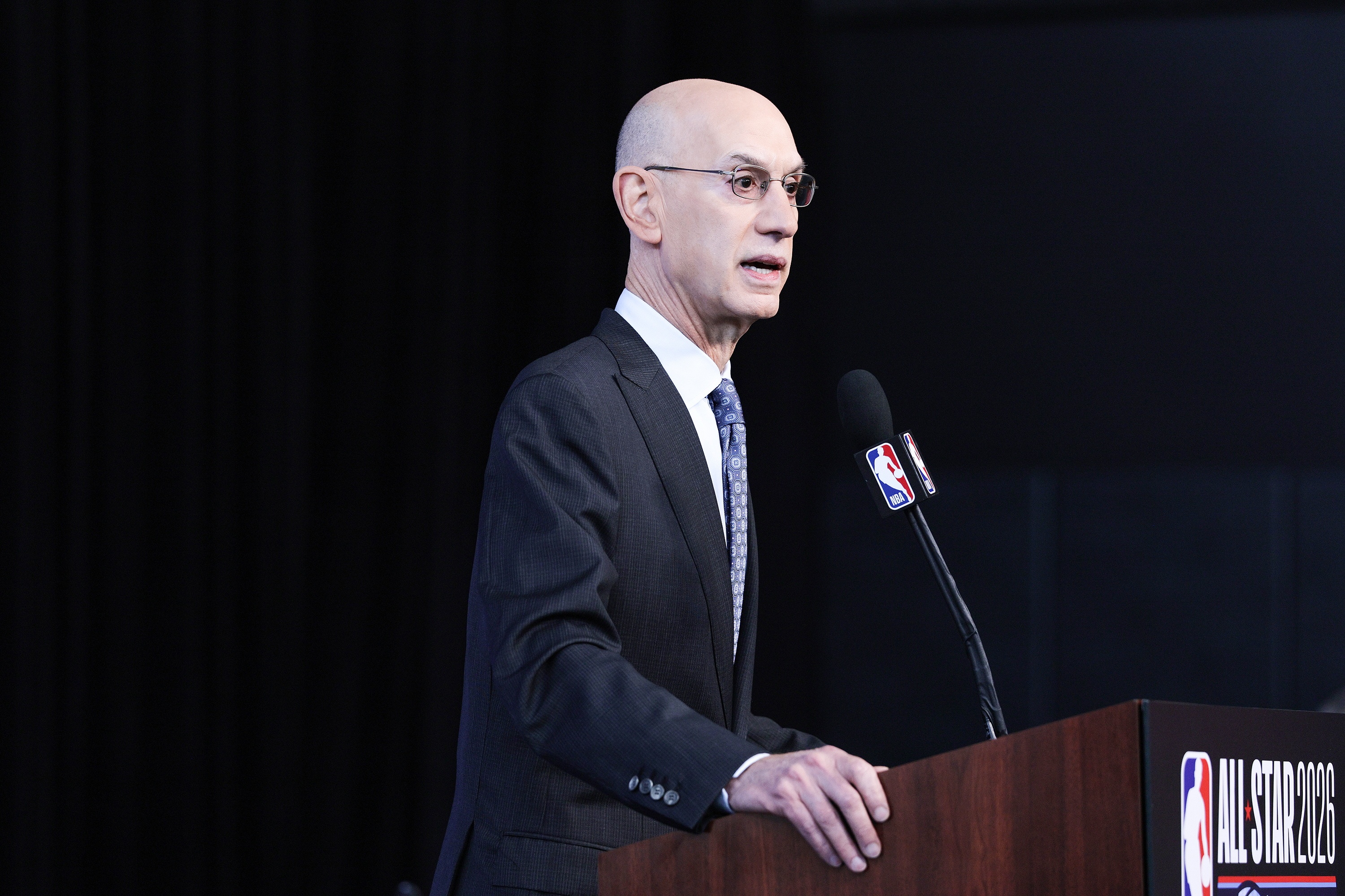 NBA工资帽十年涨超70% 上赛季营收116.8亿美元创纪录
