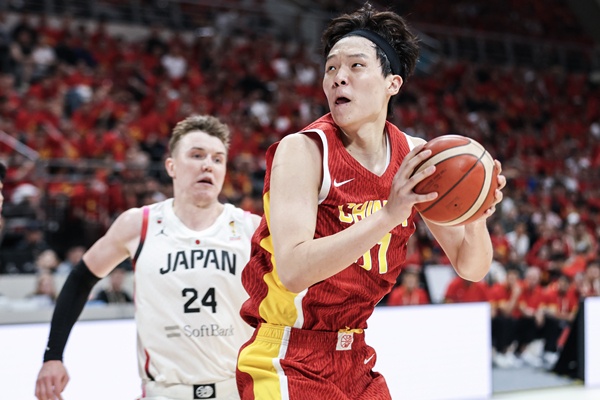 杨瀚森8月面临抉择:国家队集训vs留美适应,开拓者与经纪公司立场一致