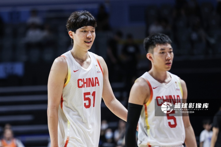 3胜3负惊险出线 中国男篮外线老问题未解 杨瀚森未达预期