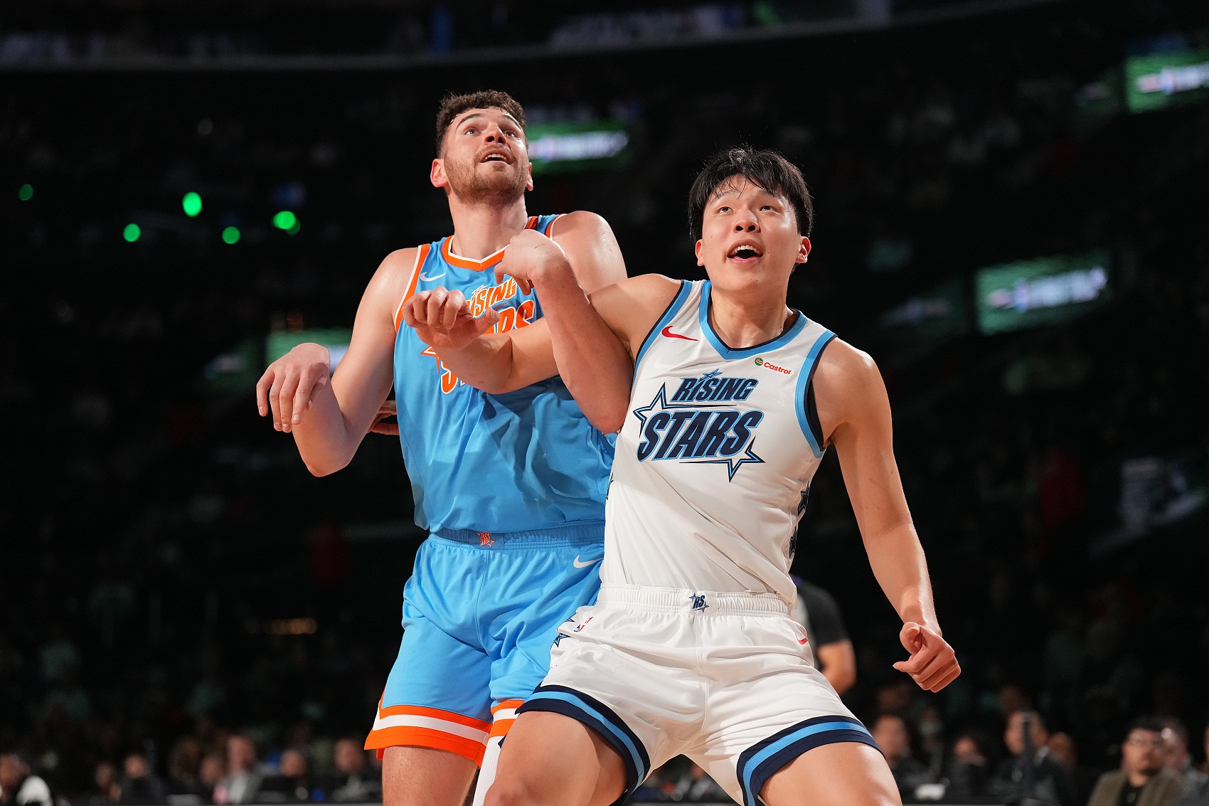 杨瀚森夏联首秀12+9,队记指篮板是立足关键
