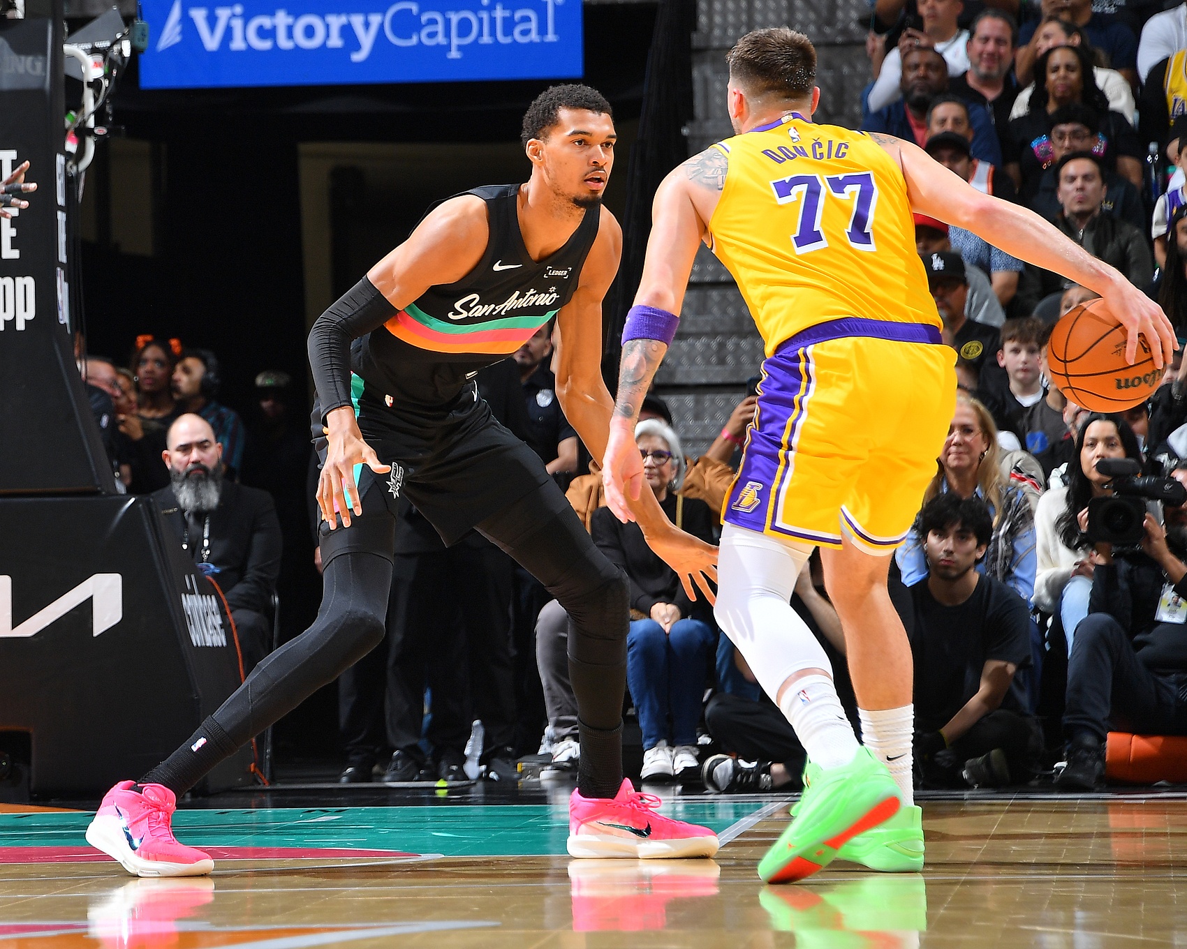 露天看台2030年NBA球员榜:文班第一东契奇第二,弗拉格第六