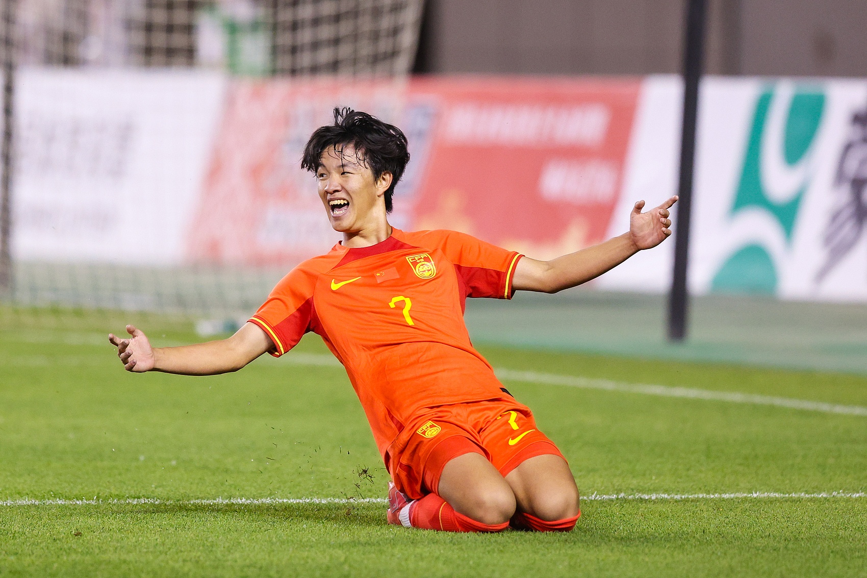 U17国足“摸底考”对手出炉：阿森纳、毕尔巴鄂、勒沃库森，袁博涵落选集训但受重视
