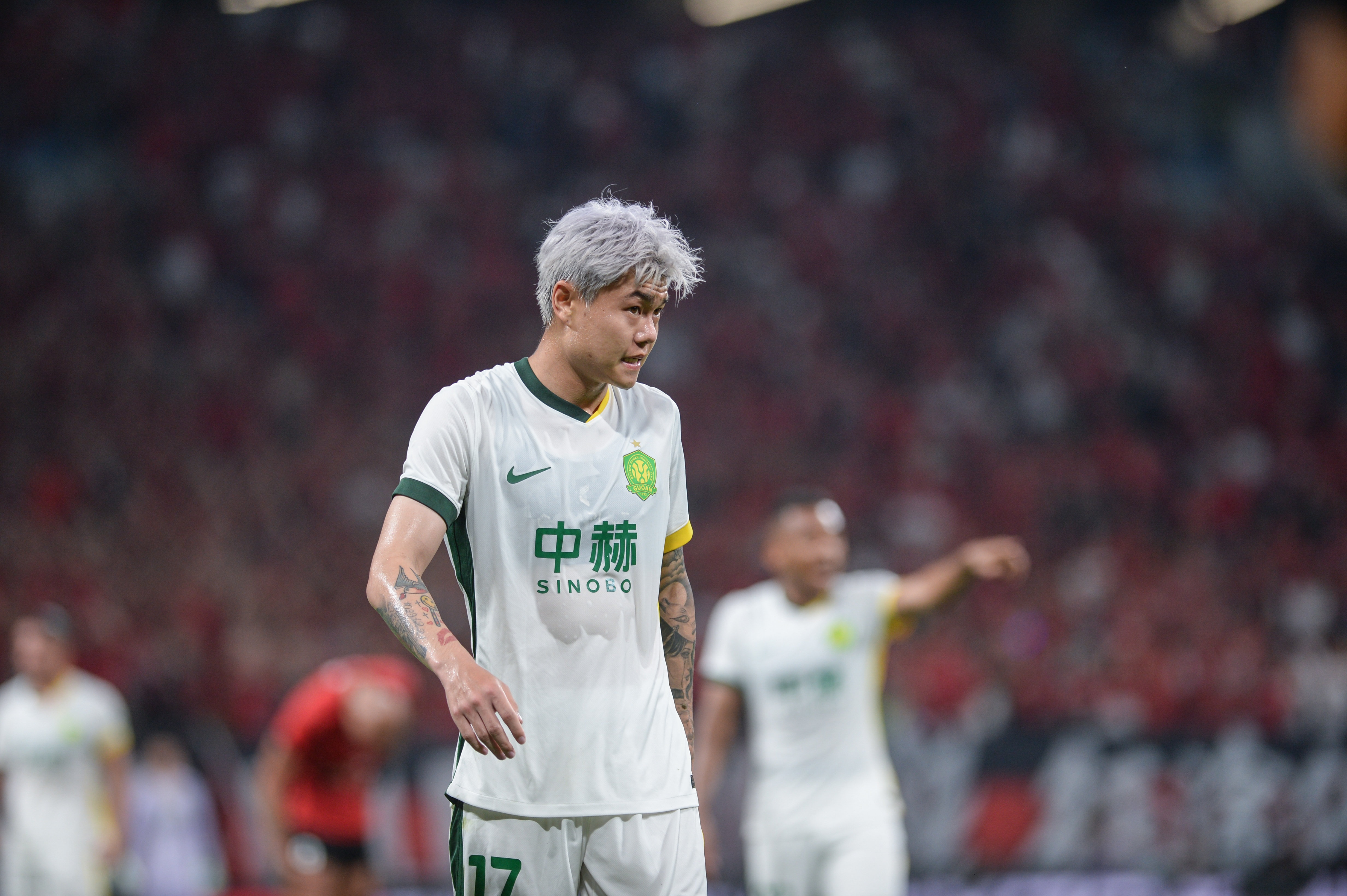 杨立瑜57分钟两射全失赛后致歉:没踢好,抱歉 杨立瑜57分钟两射全失赛后致歉:没踢好,抱歉