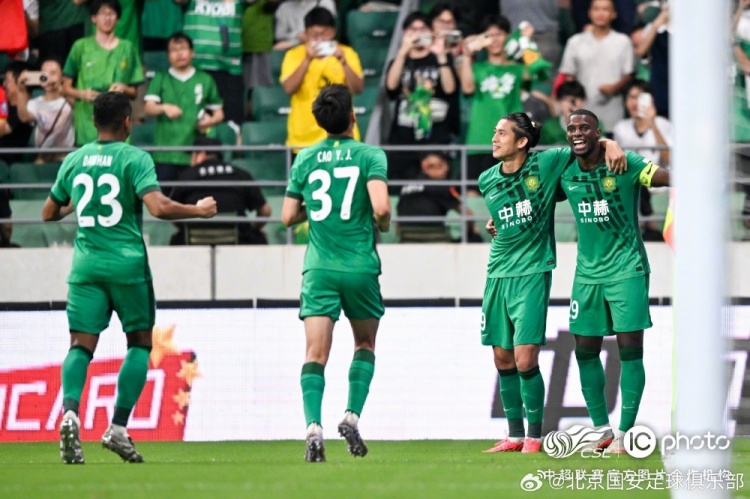 法比奥点射张稀哲制胜球 北京国安2-1浙江绿城 法比奥点射张稀哲制胜球 北京国安2-1浙江绿城