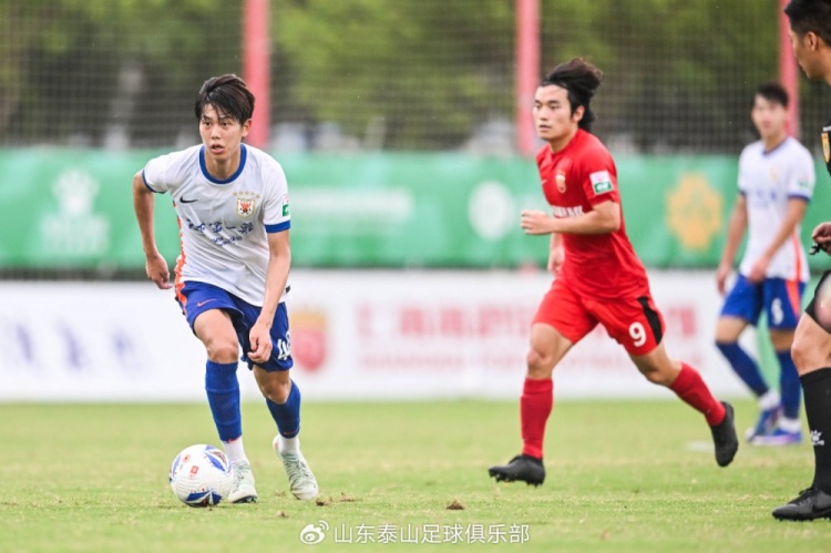 山东泰山B队3-1客胜海港富盛经开 提前两轮锁定争冠组