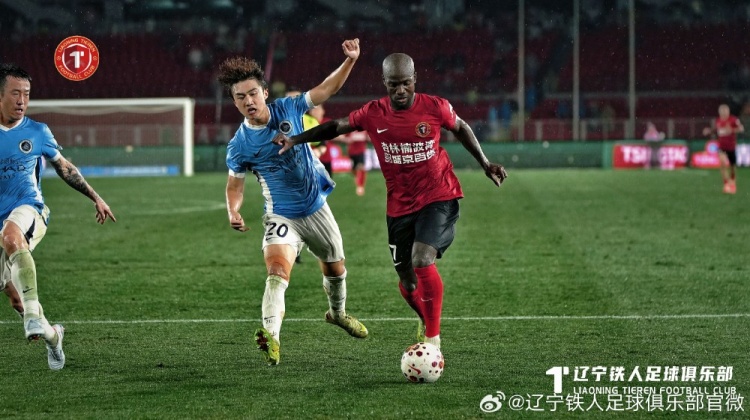 姜至鹏角球绝杀 深圳新鹏城客场2-1逆转辽宁铁人