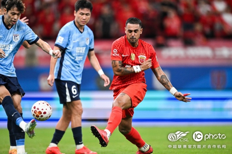 魏震失点李新翔补时救主 海港1比1惜平大连英博