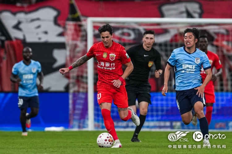 魏震失点李新翔补时救主 海港1比1惜平大连英博